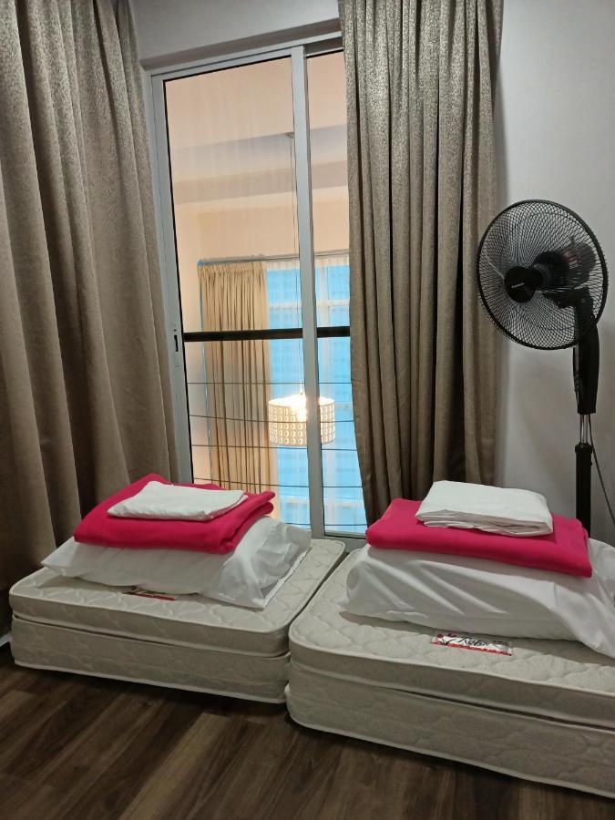 (Cutiepie)Duplex condo@Maritime 8 George Town Exterior foto